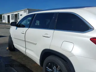 2018 Toyota Highlander Limited with VIN 5TDDZRFH0JS487322, listed as a IAAI auction lot 42501659 with 72,212 mi miles and . Bid and sale history available at DreamBid. Image 14.