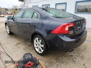 2016 Volvo S60 T5 Drive-E Premier z VIN YV126MFK5G2412365, wystawiony jako Copart lot #51577155 z przebiegiem 59 319 mil mil oraz Szkoda całkowita • Salvage title. Historia ofert i sprzedaży dostępna na DreamBid. Obrazek 2.