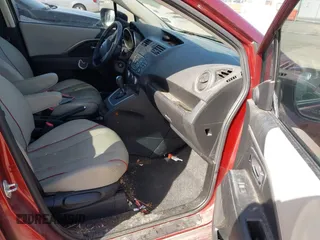 2012 Mazda Mazda5 Grand Touring with VIN JM1CW2DL1C0132281, listed as a IAAI auction lot 41698161 with 121,179 mi miles. Bid and sale history available at carsss.com. Image 5.