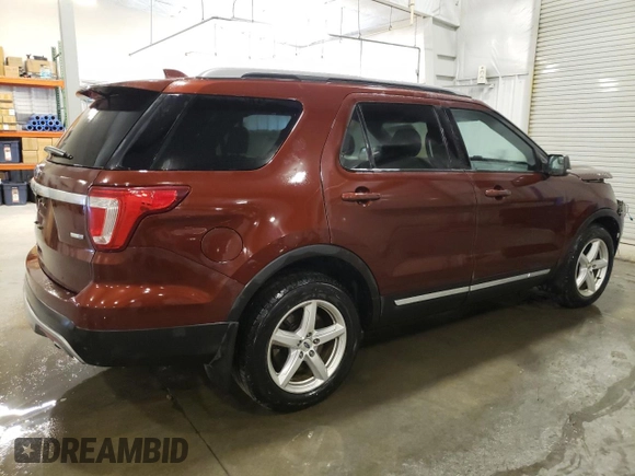 2016 Ford Explorer XLT z VIN 1FM5K8DH4GGC66164, wystawiony jako Copart lot #42800975 z przebiegiem 172 847 mil mil oraz Szkoda całkowita • Salvage title. Historia ofert i sprzedaży dostępna na DreamBid. Obrazek 3.