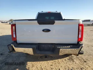 2023 Ford F-250 XL with VIN 1FT7W2BA3PEE18810, listed as a Copart auction lot 42390845 with 59,286 mi miles and Salvage title. Bid and sale history available at DreamBid. Image 6.