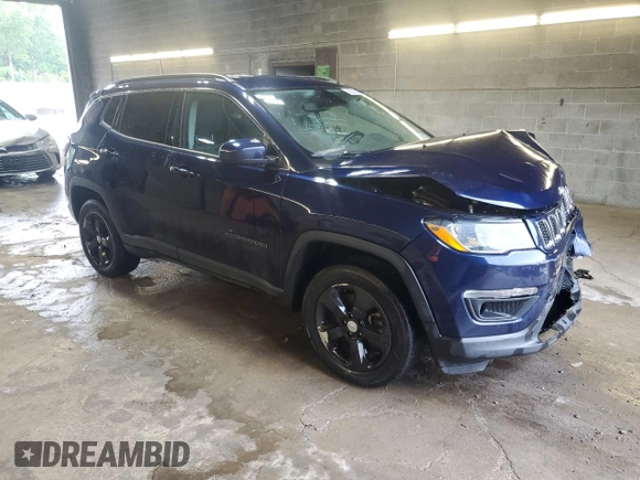 2020 Jeep Compass Latitude z VIN 3C4NJDBB9LT100551, wystawiony jako Copart lot #62601545 z przebiegiem 45 497 mil mil oraz Szkoda całkowita • Salvage title. Historia ofert i sprzedaży dostępna na DreamBid. Obrazek 4.