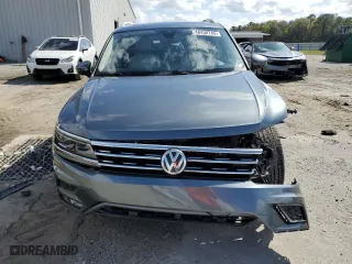 2018 Volkswagen Tiguan SEL Premium with VIN 3VV5B7AX2JM221667, listed as a Copart auction lot 48430745 with 68,529 mi miles and Salvage Title. Bid and sale history available at carsss.com. Image 5.