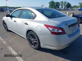 2009 Nissan Maxima SV z VIN 1N4AA51E59C801646, wystawiony jako IAAI lot #42401990 z przebiegiem 115 532 mil mil oraz . Historia ofert i sprzedaży dostępna na DreamBid. Obrazek 3.