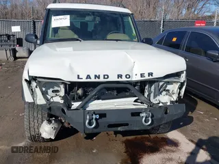 2000 Land Rover Discovery Cloth with VIN SALTY1546YA247075, listed as a IAAI auction lot 41650529 with 140,039 mi miles and . Bid and sale history available at DreamBid. Image 6.