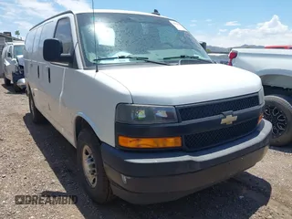 2021 Chevrolet Express Cargo с VIN 1GCWGAFP1M1235250, выставлен на аукционе IAAI как лот 42678056 с пробегом 46 536 миль миль и . История ставок и продаж доступна на DreamBid. Изображение 1.