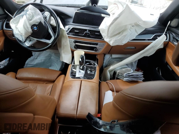 2017 BMW 7 Series 740i with VIN WBA7E2C50HG739520, listed as a Copart auction lot 88144025 with 0 mi miles and Salvage Title. Bid and sale history available at carsss.com. Image 8.