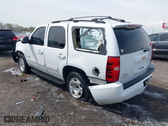 2011 Chevrolet Tahoe LS with VIN 1GNSCAE09BR352496, listed as a IAAI auction lot 41888764 with 234,311 mi miles and . Bid and sale history available at DreamBid. Image 3.