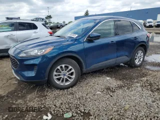 2020 Ford Escape SE with VIN 1FMCU9G64LUA83537, listed as a Copart auction lot 58823825 with 28,609 mi miles and Salvage title. Bid and sale history available at DreamBid. Image 1.