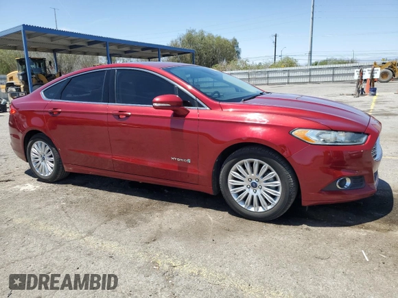 2013 Ford Fusion SE Hybrid with VIN 3FA6P0LU9DR227428, listed as a Copart auction lot 60449035 with 146,971 mi miles and Salvage title. Bid and sale history available at DreamBid. Image 4.