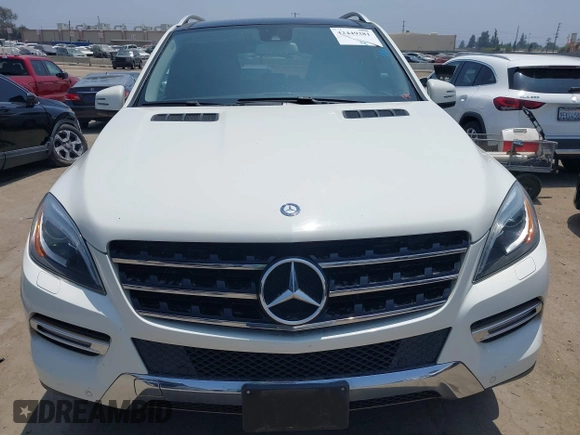 2013 Mercedes-Benz M 350 with VIN 4JGDA5JB6DA163663, listed as a IAAI auction lot 42449381 with 125,880 mi miles and . Bid and sale history available at DreamBid. Image 13.