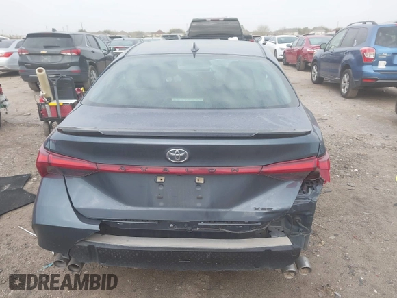 2019 Toyota Avalon XLE with VIN 4T1BZ1FB9KU028903, listed as a IAAI auction lot 41743931 with 68,550 mi miles and . Bid and sale history available at DreamBid. Image 17.