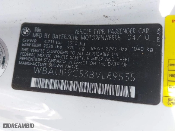 2011 BMW 1 Series 128i with VIN WBAUP9C53BVL89535, listed as a IAAI auction lot 41619966 with 184,610 mi miles. Bid and sale history available at carsss.com. Image 9.