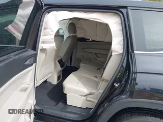 2022 Volkswagen Atlas SE z VIN 1V2HR2CA1NC549008, wystawiony jako IAAI lot #41851901 z przebiegiem 39 892 mil mil oraz . Historia ofert i sprzedaży dostępna na DreamBid. Obrazek 8.