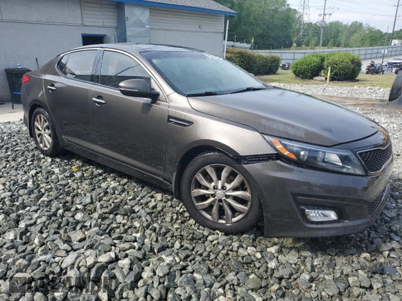 2014 Kia Optima EX z VIN 5XXGN4A76EG337099, wystawiony jako Copart lot #54508445 z przebiegiem 317 116 mil mil oraz Czysty tytuł • Clean title. Historia ofert i sprzedaży dostępna na DreamBid. Obrazek 4.