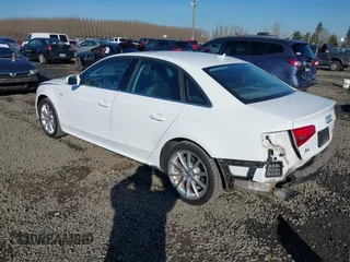 2014 Audi A4 Premium Plus z VIN WAUFFAFL3EN034800, wystawiony jako IAAI lot #41395182 z przebiegiem 25 973 mil mil oraz . Historia ofert i sprzedaży dostępna na DreamBid. Obrazek 3.