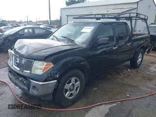 2007 Nissan Frontier SE z VIN 1N6AD09U97C454851, wystawiony jako IAAI lot #41566108 z przebiegiem 224 251 mil mil oraz . Historia ofert i sprzedaży dostępna na DreamBid. Obrazek 20.