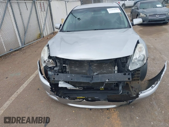 2012 Nissan Altima SR with VIN 1N4BL2APXCC179549, listed as a IAAI auction lot 41689690 with 179,594 mi miles and . Bid and sale history available at DreamBid. Image 6.