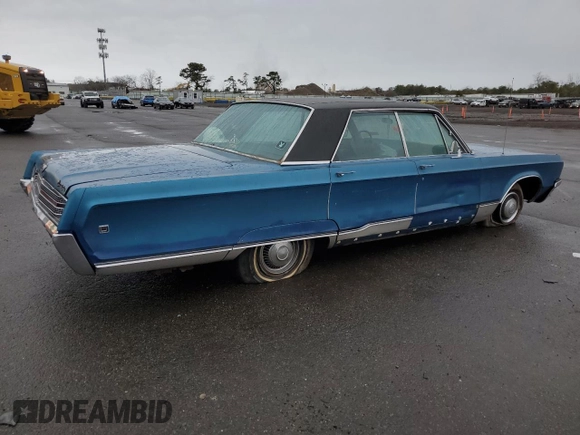 1968 Chrysler New Yorker z VIN CH3K8F117244, wystawiony jako Copart lot #51514955 z przebiegiem 95 618 mil mil oraz Tytuł czysty. Historia ofert i sprzedaży dostępna na DreamBid. Obrazek 3.