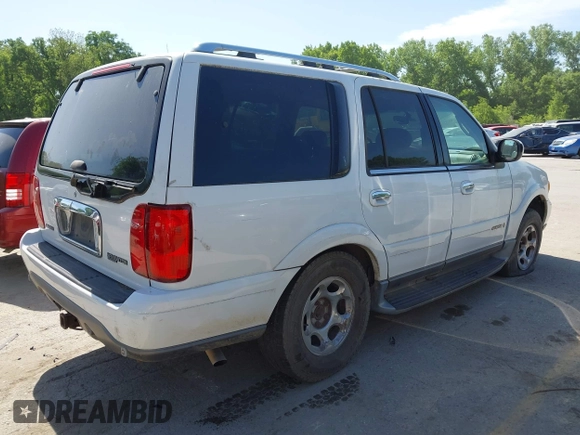 2001 Lincoln Navigator with VIN 5LMFU28A41LJ05964, listed as a IAAI auction lot 42266923 with 209,426 mi miles and . Bid and sale history available at DreamBid. Image 4.