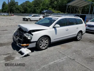 2010 Volkswagen Passat Komfort z VIN WVWXM7AN6AE085758, wystawiony jako Copart lot #58190205 z przebiegiem 145 083 mil mil oraz Szkoda całkowita • Salvage title. Historia ofert i sprzedaży dostępna na DreamBid. Obrazek 1.