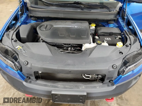 2019 Jeep Cherokee Trailhawk with VIN 1C4PJMBX4KD478219, listed as a Copart auction lot 60919595 with 42,726 mi miles and Salvage title. Bid and sale history available at DreamBid. Image 12.