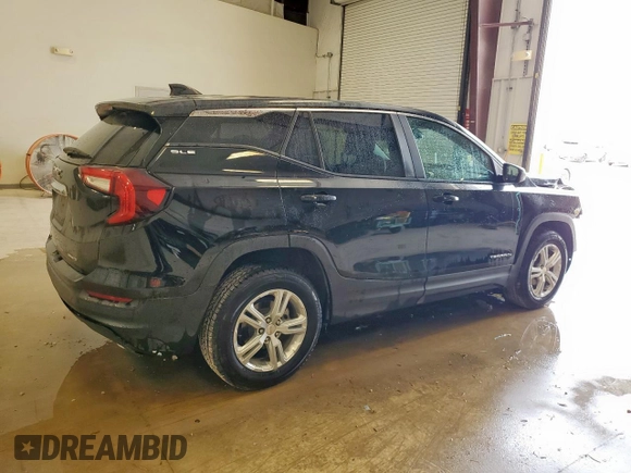 2022 GMC Terrain SLE z VIN 3GKALTEV2NL173695, wystawiony jako Copart lot #62925205 z przebiegiem 106 460 mil mil oraz Czysty tytuł • Clean title. Historia ofert i sprzedaży dostępna na DreamBid. Obrazek 3.