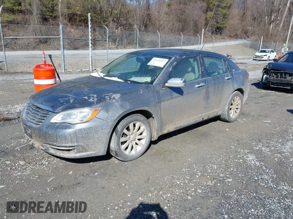 2013 Chrysler 200 Limited with VIN 1C3CCBCG5DN500547, listed as a IAAI auction lot 41618555 with 161,839 mi miles. Bid and sale history available at carsss.com. Image 2.