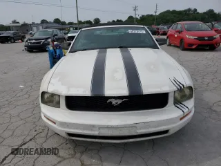 2007 Ford Mustang Deluxe z VIN 1ZVFT84N575265870, wystawiony jako Copart lot #60278415 z przebiegiem 251 670 mil mil oraz Szkoda całkowita • Salvage title. Historia ofert i sprzedaży dostępna na DreamBid. Obrazek 5.