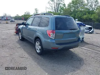 2009 Subaru Forester X с VIN JF2SH63689H780219, выставлен на аукционе IAAI как лот 42202790 с пробегом 188 288 миль миль и . История ставок и продаж доступна на DreamBid. Изображение 3.