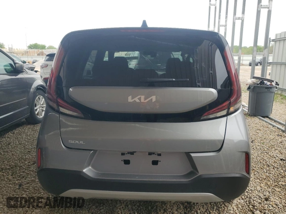 2025 Kia Soul LX with VIN KNDJ23AU1S7934874, listed as a Copart auction lot 54607165 with 7,784 mi miles and Clean Title. Bid and sale history available at DreamBid. Image 6.