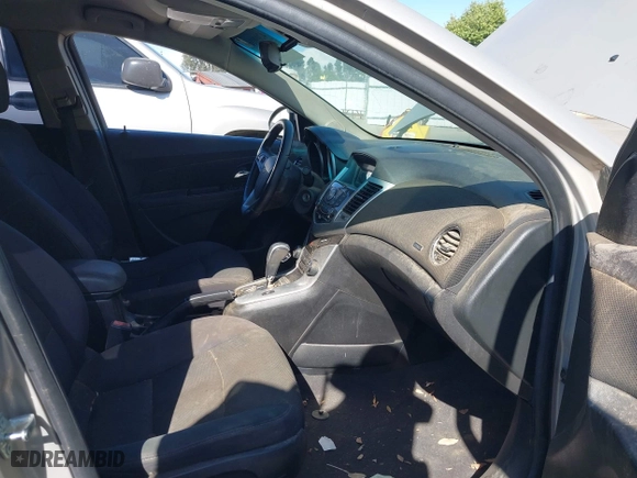 2012 Chevrolet Cruze LT w/1LT with VIN 1G1PF5SC7C7298231, listed as a IAAI auction lot 42090163 with 219,119 mi miles. Bid and sale history available at carsss.com. Image 5.