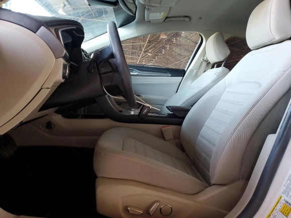 2020 Ford Fusion SE z VIN 3FA6P0LU5LR149387, wystawiony jako Copart lot #60156785 z przebiegiem 85 864 mil mil oraz Szkoda całkowita • Salvage title. Historia ofert i sprzedaży dostępna na DreamBid. Obrazek 7.