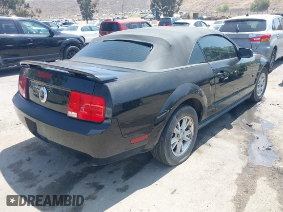 2005 Ford Mustang Deluxe with VIN 1ZVFT84N455189166, listed as a IAAI auction lot 42461064 with 144,956 mi miles and . Bid and sale history available at DreamBid. Image 4.
