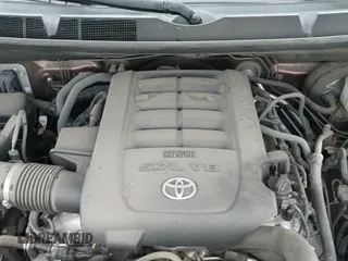 2016 Toyota Tundra Platinum with VIN 5TFAY5F1XGX552780, listed as a IAAI auction lot 42195296 with 101,799 mi miles and . Bid and sale history available at DreamBid. Image 23.