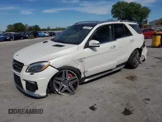 2014 Mercedes-Benz M 63 AMG z VIN 4JGDA7EB1EA296841, wystawiony jako Copart lot #48392675 z przebiegiem 93 328 mil mil oraz Szkoda całkowita • Salvage title. Historia ofert i sprzedaży dostępna na DreamBid. Obrazek 1.