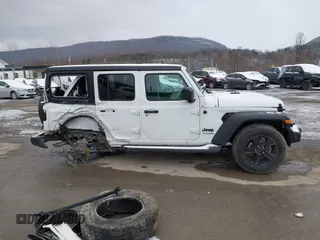 2021 Jeep Wrangler Unlimited Sport Altitude with VIN 1C4HJXDG2MW791599, listed as a IAAI auction lot 41235427 with 47,220 mi miles and . Bid and sale history available at DreamBid. Image 14.