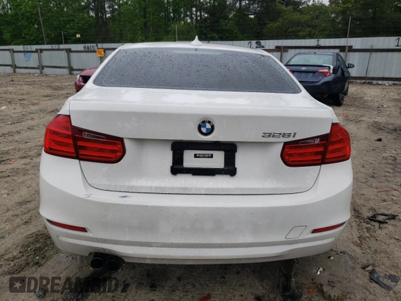 2012 BMW 3 Series 328i с VIN WBA3C1C50CF430403, выставлен на аукционе Copart как лот 56896395 с пробегом Не указан миль и Списание • Salvage title. История ставок и продаж доступна на DreamBid. Изображение 6.