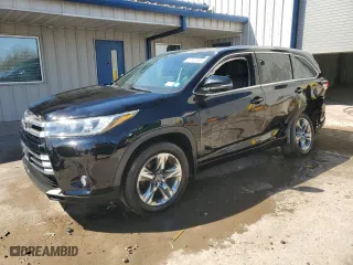 2017 Toyota Highlander Limited with VIN 5TDDZRFH3HS371946, listed as a Copart auction lot 51742485 with 105,389 mi miles and Salvage Title. Bid and sale history available at carsss.com. Image 1.