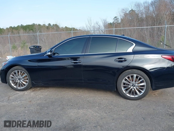 2019 Infiniti Q50 3.0t LUXE with VIN JN1EV7APXKM541986, listed as a IAAI auction lot 41571394 with 37,304 mi miles. Bid and sale history available at carsss.com. Image 14.