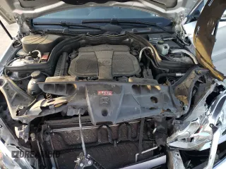 2013 Mercedes-Benz E 350 with VIN WDDKJ5KB8DF221064, listed as a Copart auction lot 50376125 with 135,503 mi miles and Salvage title. Bid and sale history available at DreamBid. Image 11.