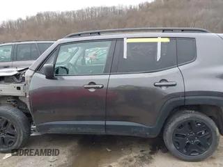 2021 Jeep Renegade Jeepster z VIN ZACNJDAB1MPM27128, wystawiony jako IAAI lot #41460181 z przebiegiem 67 466 mil mil oraz . Historia ofert i sprzedaży dostępna na DreamBid. Obrazek 15.