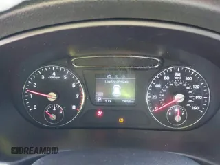 2019 Kia Sorento LX V6 with VIN 5XYPG4A56KG600188, listed as a IAAI auction lot 41347390 with 79,098 mi miles. Bid and sale history available at carsss.com. Image 7.
