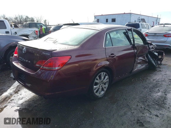 2008 Toyota Avalon XL with VIN 4T1BK36B28U315900, listed as a IAAI auction lot 41516475 with 106,367 mi miles. Bid and sale history available at carsss.com. Image 4.