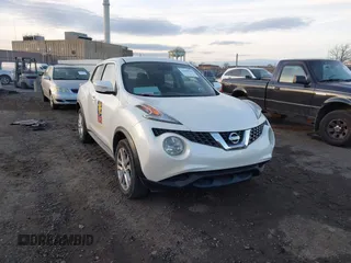 2016 Nissan Juke S with VIN JN8AF5MR6GT606098, listed as a IAAI auction lot 41466709 with 83,961 mi miles. Bid and sale history available at carsss.com. Image 1.