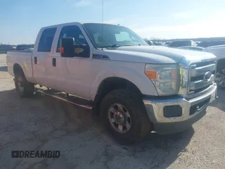 2014 Ford Super Duty F-250 SRW XL with VIN 1FT7W2B69EEB43193, listed as a IAAI auction lot 41463083 with 330,282 mi miles. Bid and sale history available at carsss.com. Image 1.