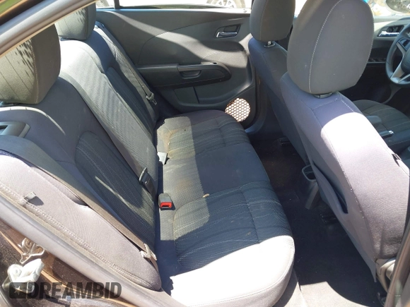 2014 Chevrolet Sonic LT с VIN 1G1JC5SH3E4139348, выставлен на аукционе IAAI как лот 42336984 с пробегом Не указан миль и . История ставок и продаж доступна на DreamBid. Изображение 8.