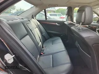 2009 Mercedes-Benz C 300 Sport с VIN WDDGF81X29R055670, выставлен на аукционе Copart как лот 63527735 с пробегом Не указан миль и Чистый • Clean title. История ставок и продаж доступна на DreamBid. Изображение 10.