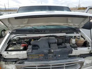 2006 Ford Econoline Passenger XL with VIN 1FBSS31L06DB13059, listed as a Copart auction lot 44926645 with 298,894 mi miles and Salvage Title. Bid and sale history available at carsss.com. Image 12.