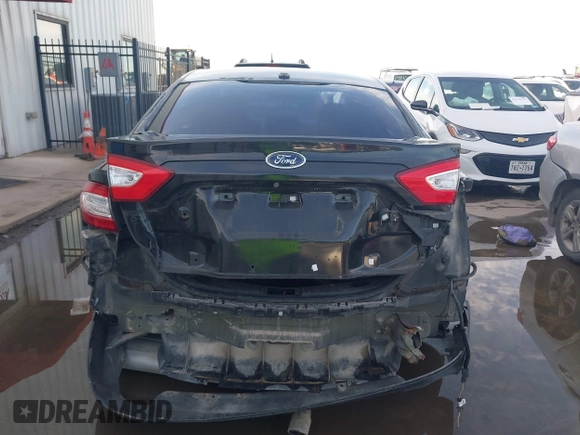 2015 Ford Fusion SE z VIN 1FA6P0H71F5123623, wystawiony jako IAAI lot #42314030 z przebiegiem 129 977 mil mil oraz . Historia ofert i sprzedaży dostępna na DreamBid. Obrazek 17.